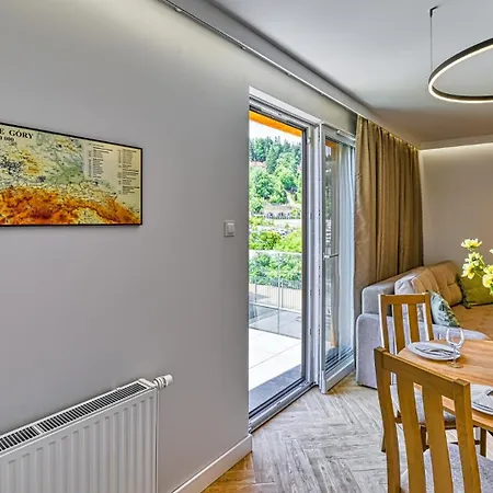 Апартаменты Widokowe Panorama Karkonoszy By Royal Aparts *